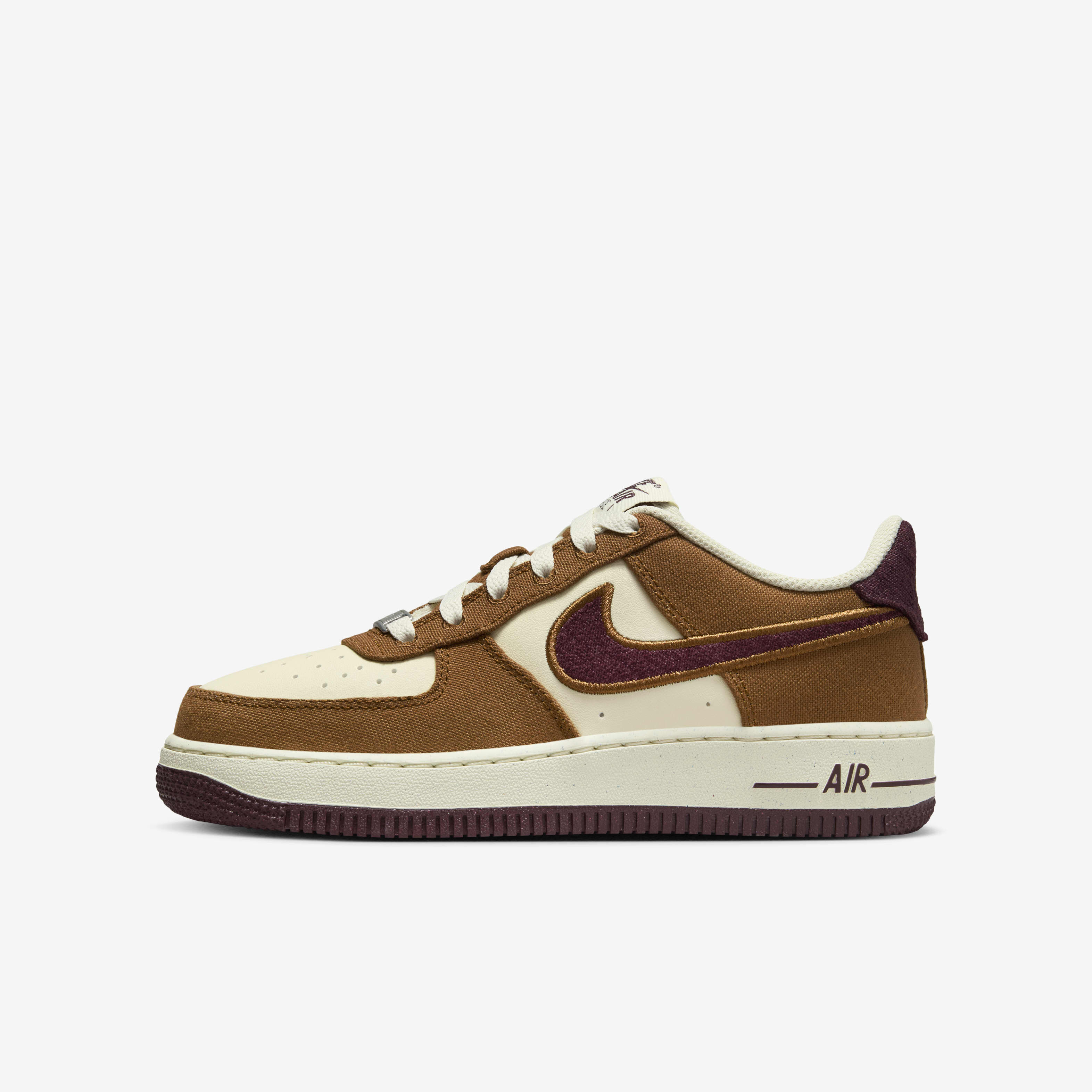 Nike Air Force 1 LV8