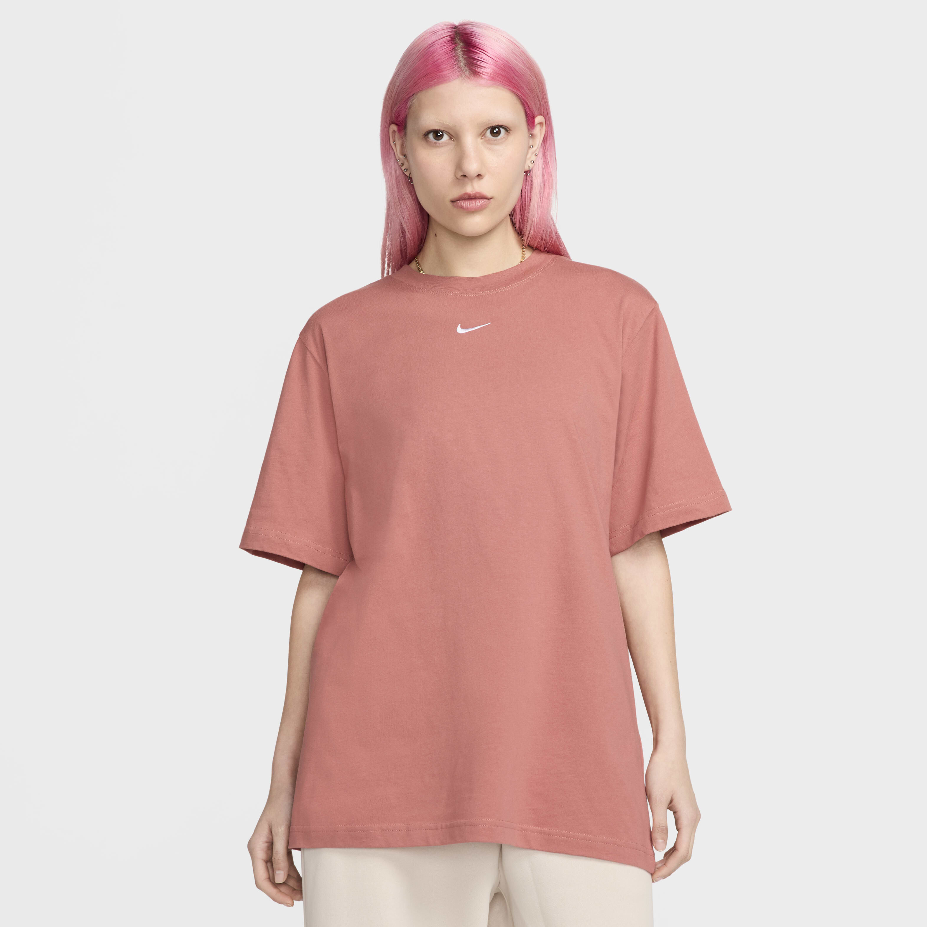 Nike Sportswear Essential